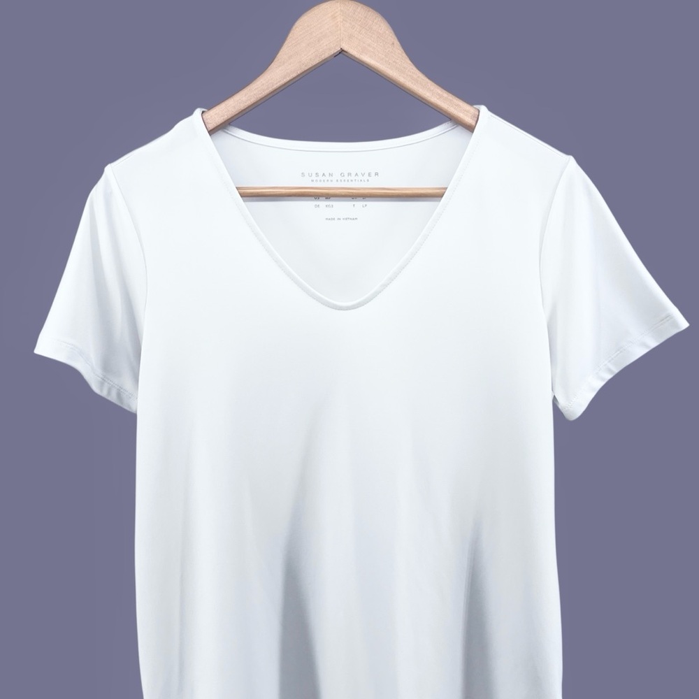 Susan Graver Modern Essentials Liquid Knit Top Sz MP White V Neck Short Sleeve - Picture 6 of 14